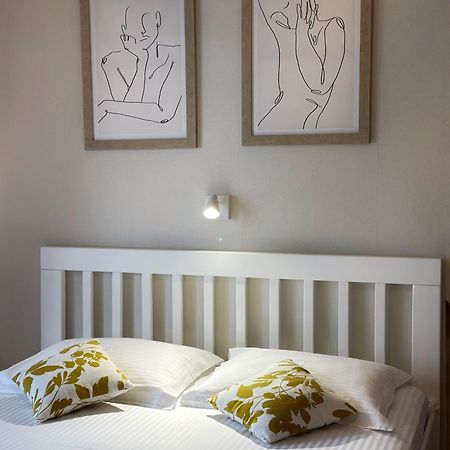 Lav Apartments Херцег Нови Екстериор снимка